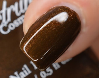 Esmalte de uñas marrón oscuro brillante HEADLESS HORSEMAN