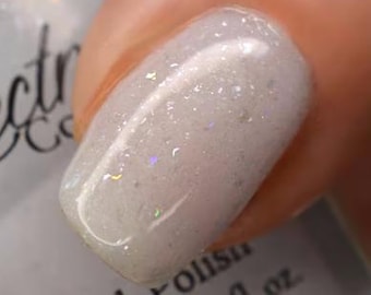 YOSHINO White Iridescent Shimmering Nail Polish with Holo glitter