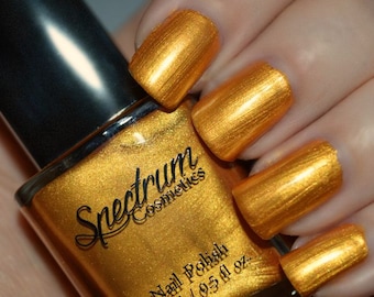 HOWL at the MOON Golden shimmer Halloween Nail Polish