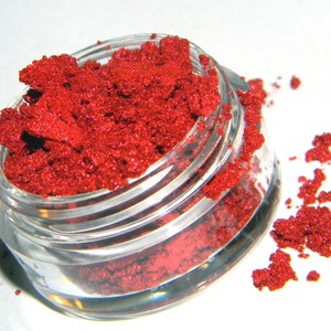 ORCHARD Bright Shimmery Metallic Red Eyeshadow image 2