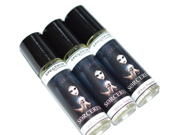 SORCERESS Roll On Perfume Vanilla, Pear and Cashmere Musk
