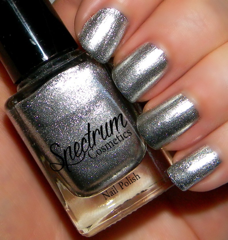 SILVER SNOWFLAKE Metallic Silver Nail Polish image 1