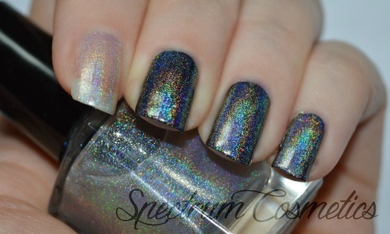 Anybody know another brand/alternative to this holographic nail polish? : r/ Nails