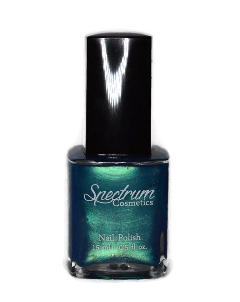 WARLOCK Blue Green Duochrome Nail Polish image 3