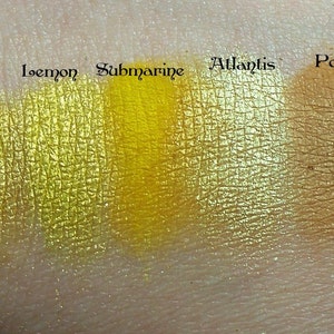 Matte Yellow Eyeshadow SUBMARINE Mineral Makeup image 3