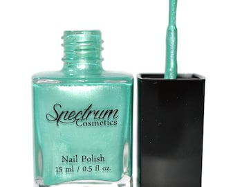 CURIOUSER AND CURIOUSER Vernis à ongles vert Sea Foam