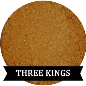 Gold Eyeshadow THREE KINGS