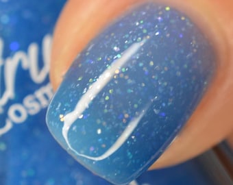 ARCTIC BLAST Thermal Nail Polish: Blue to Ice Blue with Glitter