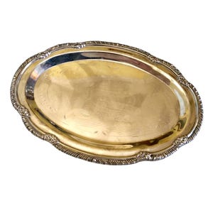 Vintage Italian Silver-Plated Oval Tray — "I Nobili d'Epoca" Engraved Serving Platter — Retro Bar Cart Drinks Tray with Ornate Baroque Rim