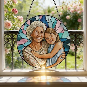 Custom Stained Glass Family Portrait Suncatcher, Personalized Window Hanging Keepsake from Photo, Memorial Gift for Grandma, Family Gift image 5