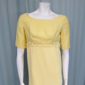 Robe longue jaune citron étiquetée Union des années 60-70, fête du mariage, fleur enfant, XS image 1