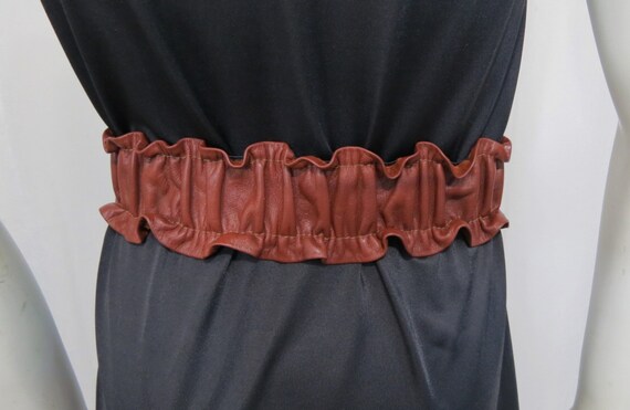 1970's Stretch luggage leather corset belt waist … - image 4