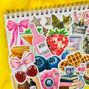 Paquete de 50 pegatinas estéticas de Pinterest (3): pegatinas de coqueta femenina, pegatinas para Kindle, pegatinas para diario basura y pegatinas para portátil.