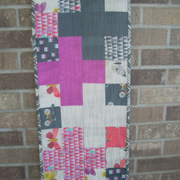 wonder cross tablerunner pattern sheet