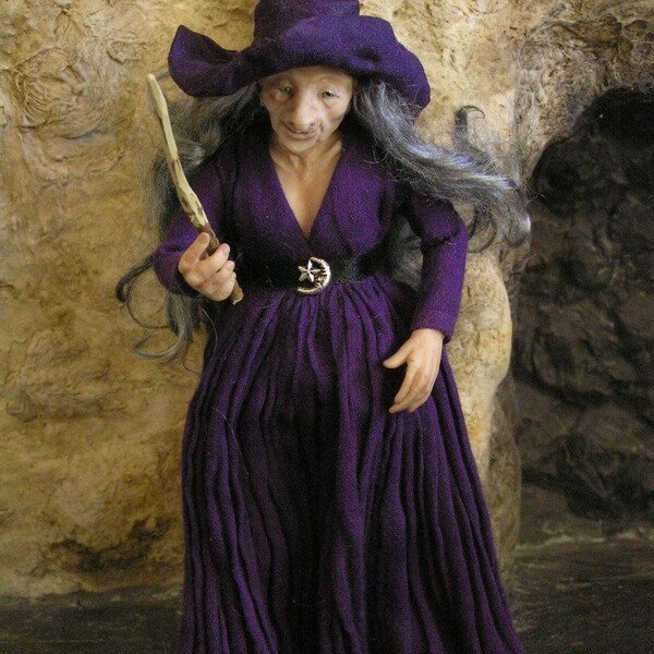Violetta...The Traditional Witch