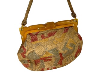 1930s/40s tapestry purse with bakelite frame and lifting clasp
