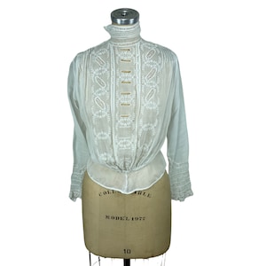 Edwardian white blouse pigeon front with embroidery, cuto outs and pleats Size M
