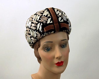 1960s hat pillbox hat raffia straw hat black white brown abstract bubble hat union made Size 21