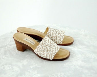 grasshopper sandals