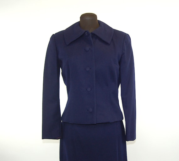1950s wool suit, skirt suit, navy blue suit, fitt… - image 2