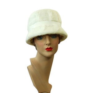 1960s white fur cloche hat winter white cream fur bucket hat