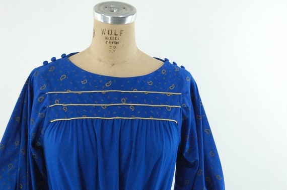 1970s Alfred Shaheen dress royal blue with gold p… - image 2