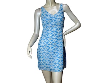 Minislip uit de jaren 60/70 met blauwe bloemenprint, maat S, maat S van Enka Perlon