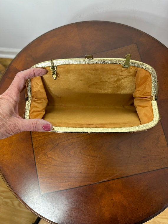 1960s gold lame' purse with chain handle - image 4