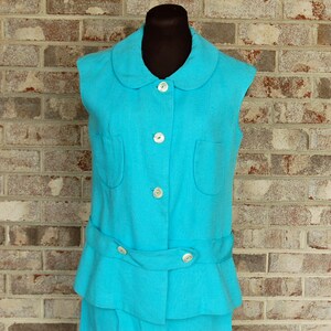 1960s linen suit, skirt suit, turquoise aqua blue, vest top, preppy, Peter Pan Collar image 2