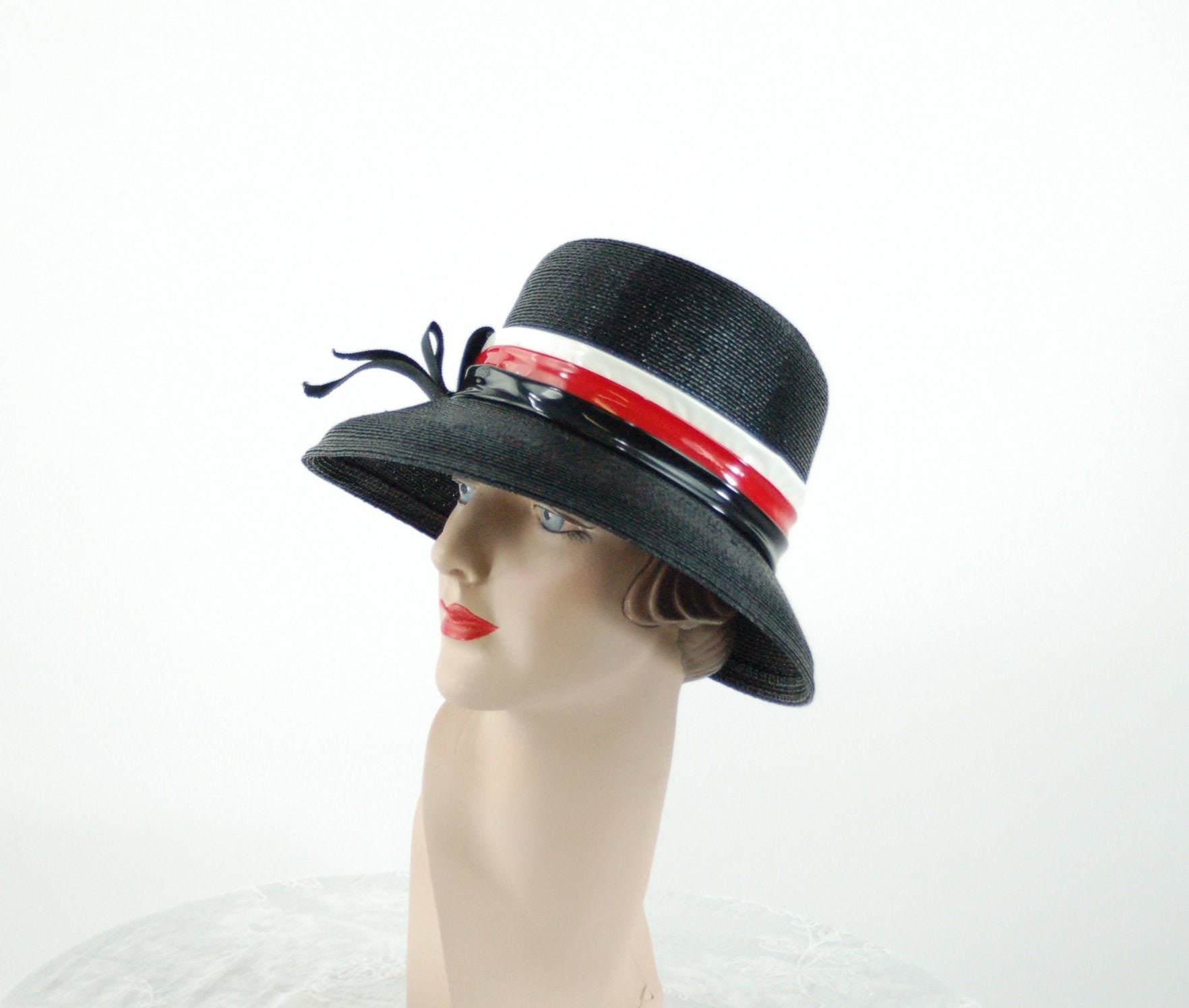 1960s straw hat wide brim sun hat bucket cloche black red white mod hat By Becky Size 21