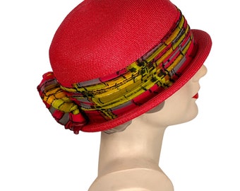 1960s red straw hat with silk chiffon band and bow Size 22