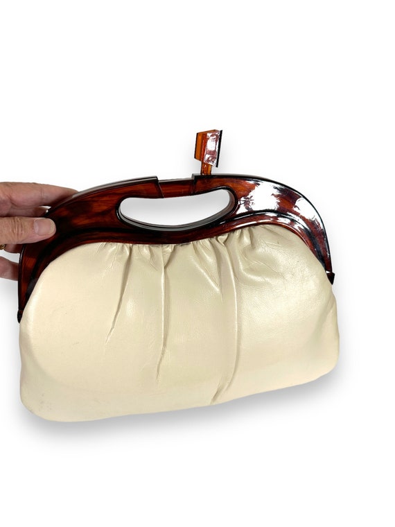 1970s clutch bag with caramel lucite handle and l… - image 3