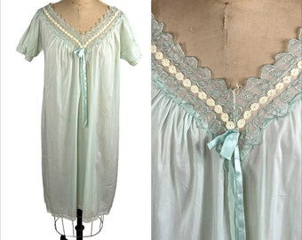 1960s cotton nightgown with embroidery and crocheted trim Size M/L