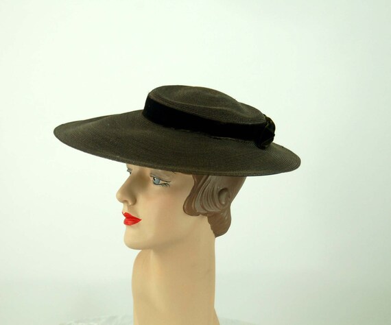 1950s platter hat saucer hat picture hat brown str