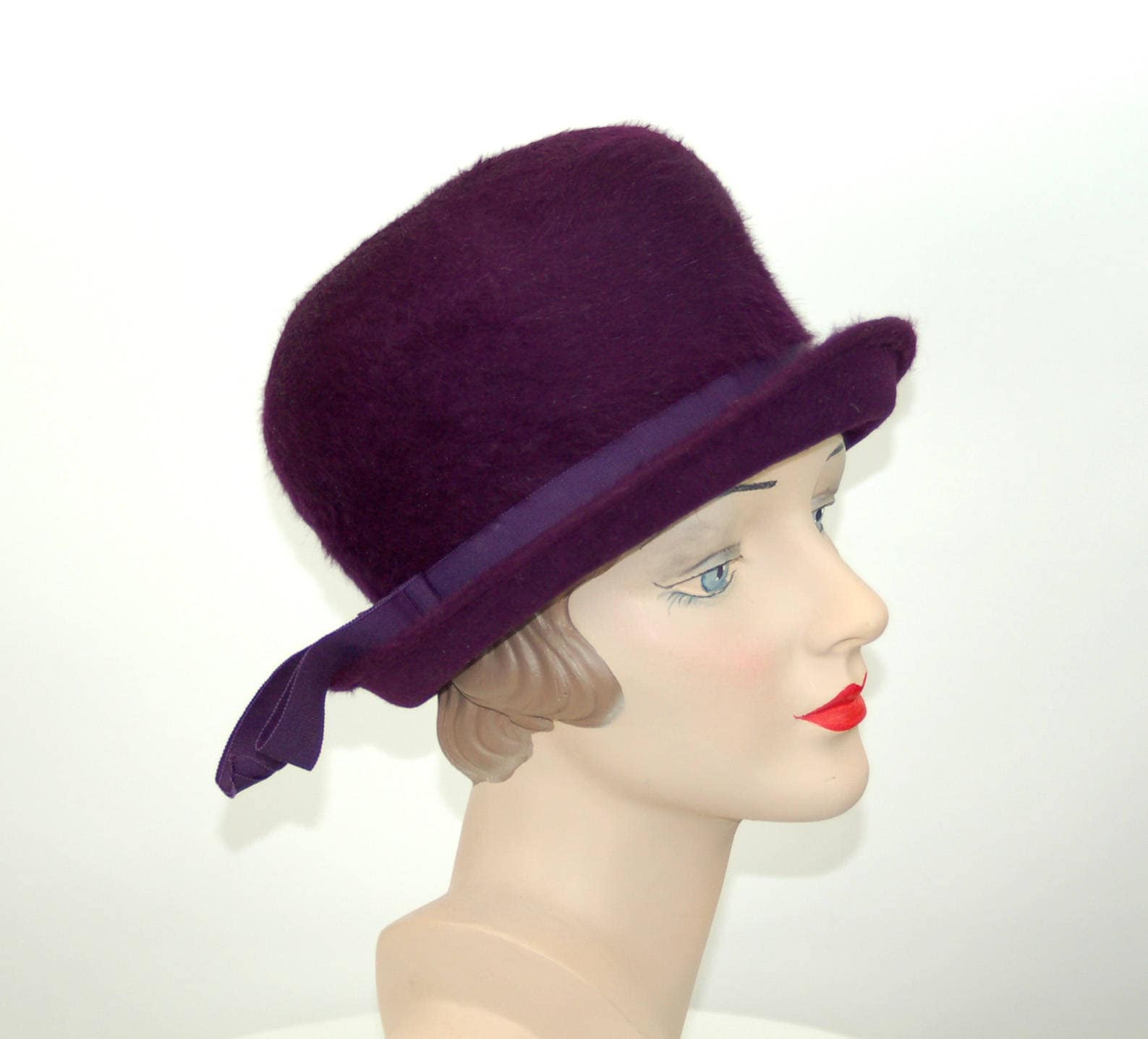 1960s Purple Hat Felt Fur Merrimac 