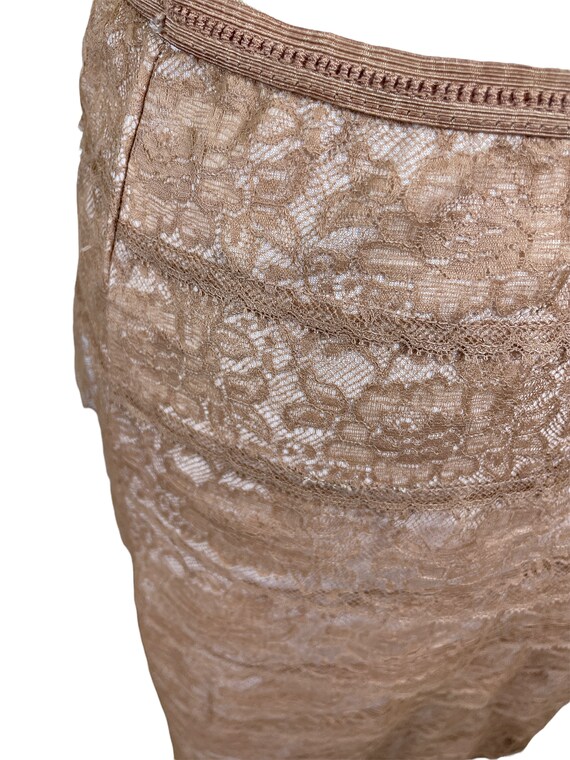 1960s lace half slip in beige Size M Gem