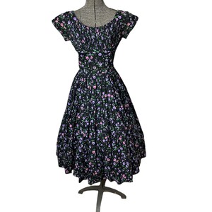 1960s floral day dress with pleated bodice and full skirt Size S