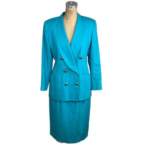 1980s Oleg Cassini suit turquoise blue double breasted Size 8 Size M