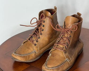 1970s leather ankle boots with flannel lining and rubber soles Size 10.5 by Dexter