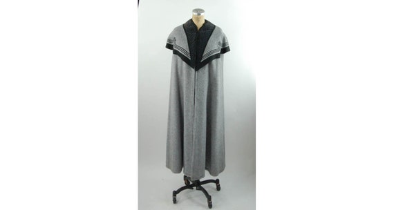 1980s Victorian style mohair wool cape gray black
