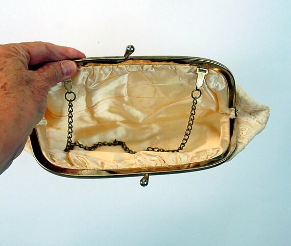 1950s lace bag clutch purse with chain ivory lace… - image 4