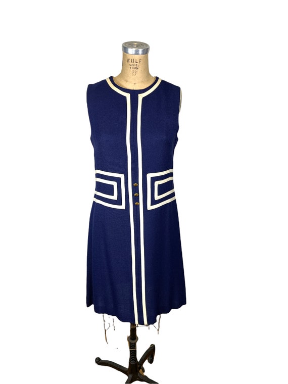 1960s blue linen shift dress with mod geo stripin… - image 2