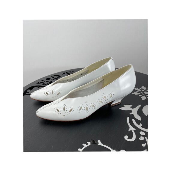 1980s White Leather Heels With Cut Outs 