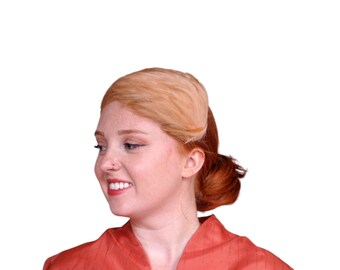 1950s feather hat half hat close hat cocktail hat peach beige feathers A Carol Ann Hat