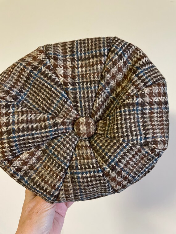 1960s 70s plaid tweed newsboy cap in brown and bl… - image 5
