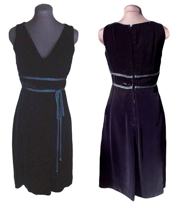 Vintage black velvet dress, classic black dress, … - image 4