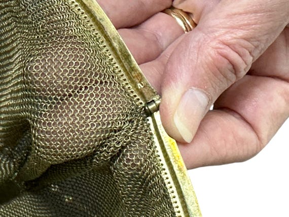 1920s gold Whiting and Davis soldered mesh purse … - image 8