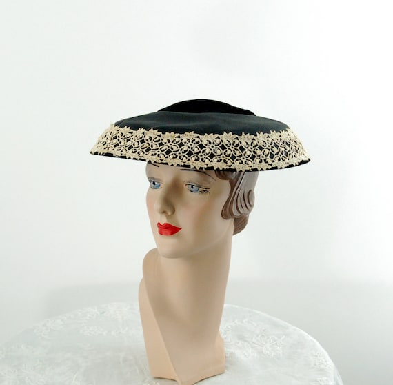 1950s saucer hat New Look dish platter hat black w