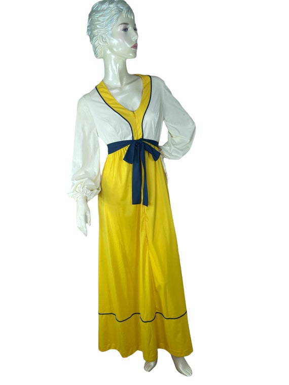 1960s Vanity Fair dress robe zip front color bloc… - image 2