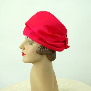 1960s turban style hat by Amy hot pink silk Size 22
